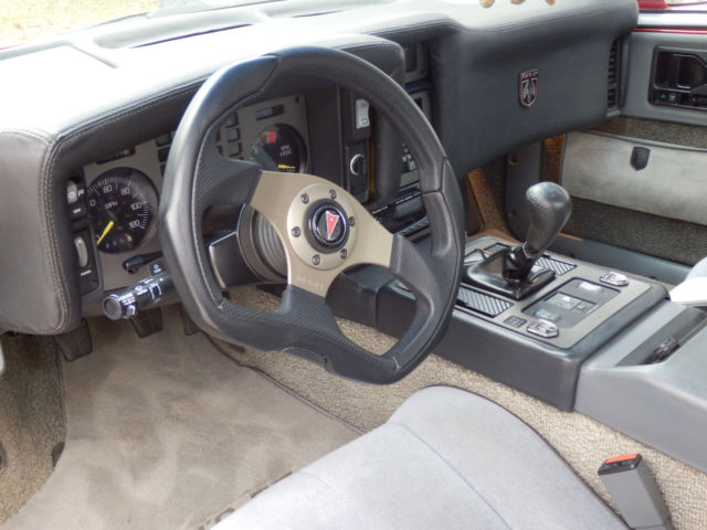 1986 Pontiac Fiero GT - photo 10