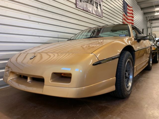 1986 Pontiac Fiero GT - photo 3