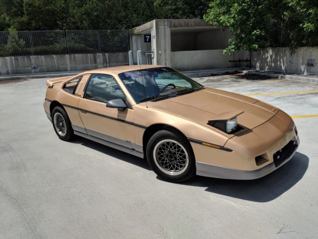 1986 Pontiac Fiero GT - photo 4