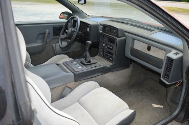 1986 Pontiac Fiero GT Coupe 2-Door - photo 4