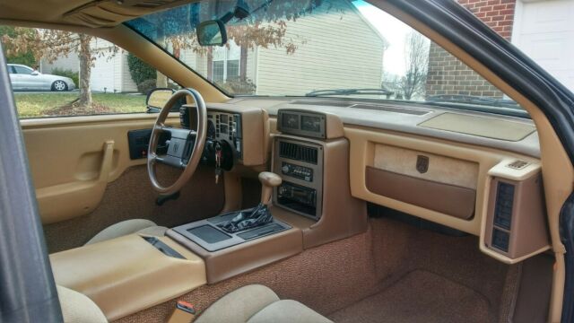 1986 Pontiac Fiero SE Coup - photo 9
