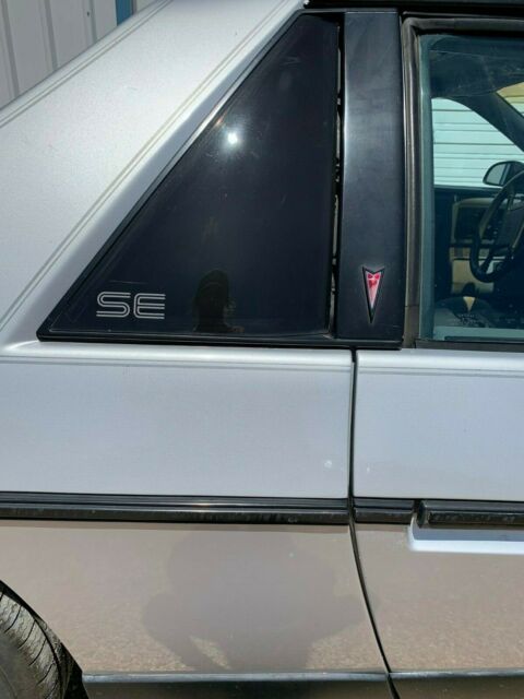 1986 Pontiac Fiero - photo 4
