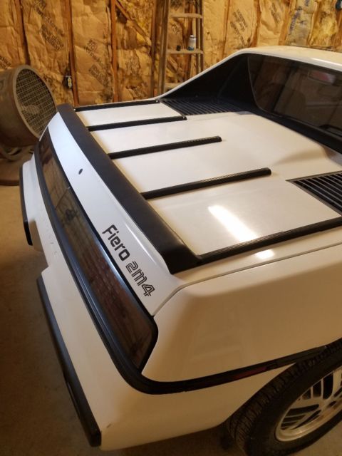 1986 Pontiac Fiero - photo 5