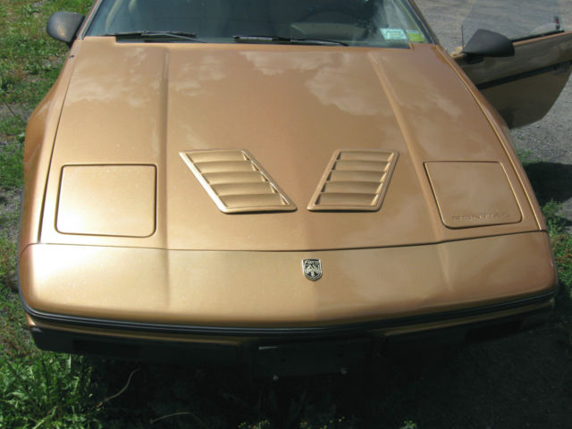 1986 Pontiac Fiero - photo 2