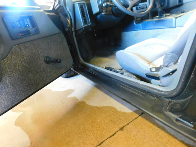1986 Pontiac Fiero N/A - photo 5