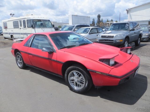 1986 Pontiac Fiero - photo 7