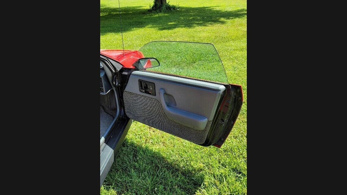 1986 Pontiac Fiero Sport Edition Package - photo 12