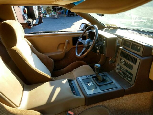 1986 Pontiac Fiero n/a - photo 4