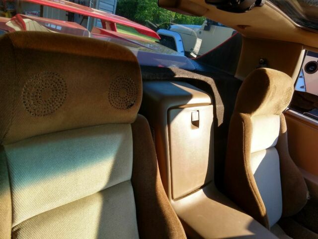 1986 Pontiac Fiero n/a - photo 6