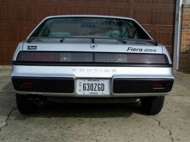 1986 Pontiac Fiero 2M4 - photo 12