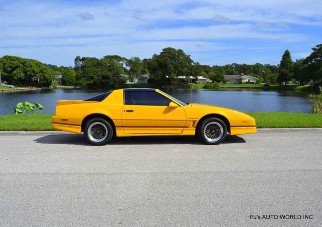 1986 Pontiac Firebird Trans Am 2dr Hatchback - photo 4