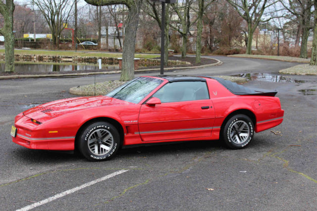 1986 Pontiac Firebird Trans Am Coupe 2-Door - photo 2
