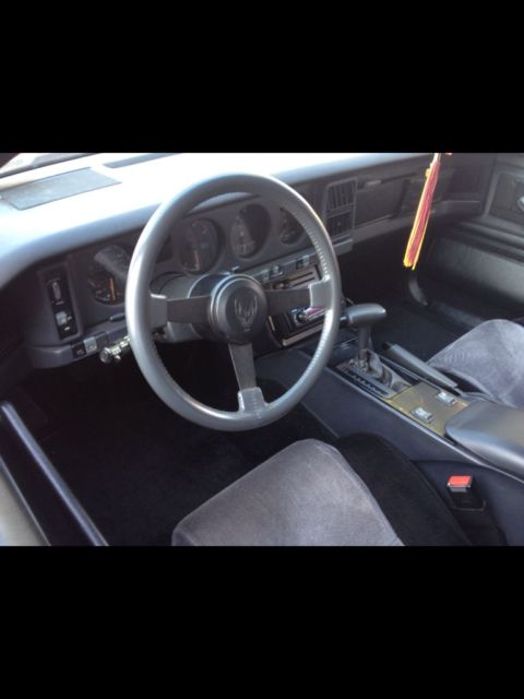1986 Pontiac Firebird - photo 10