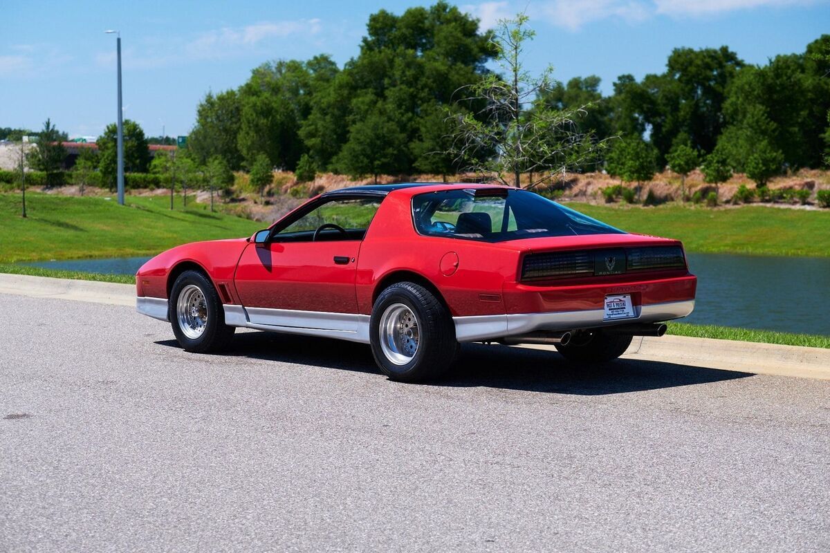 1986 Pontiac Firebird Trans Am - photo 4
