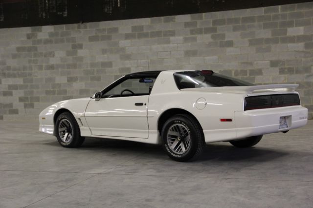 1986 Pontiac Trans Am - photo 10