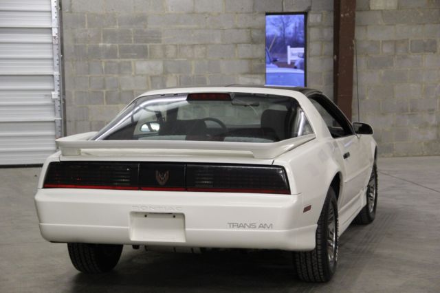 1986 Pontiac Trans Am - photo 11