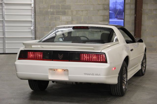 1986 Pontiac Trans Am - photo 12