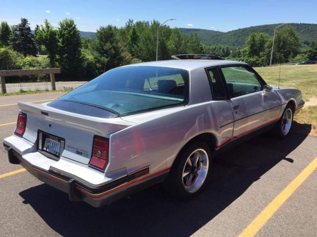 1986 Pontiac Grand Prix 2+2 - photo 2