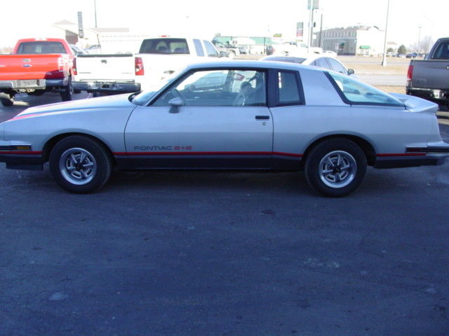 1986 Pontiac Grand Prix 2+2 AERO COUPE - photo 7