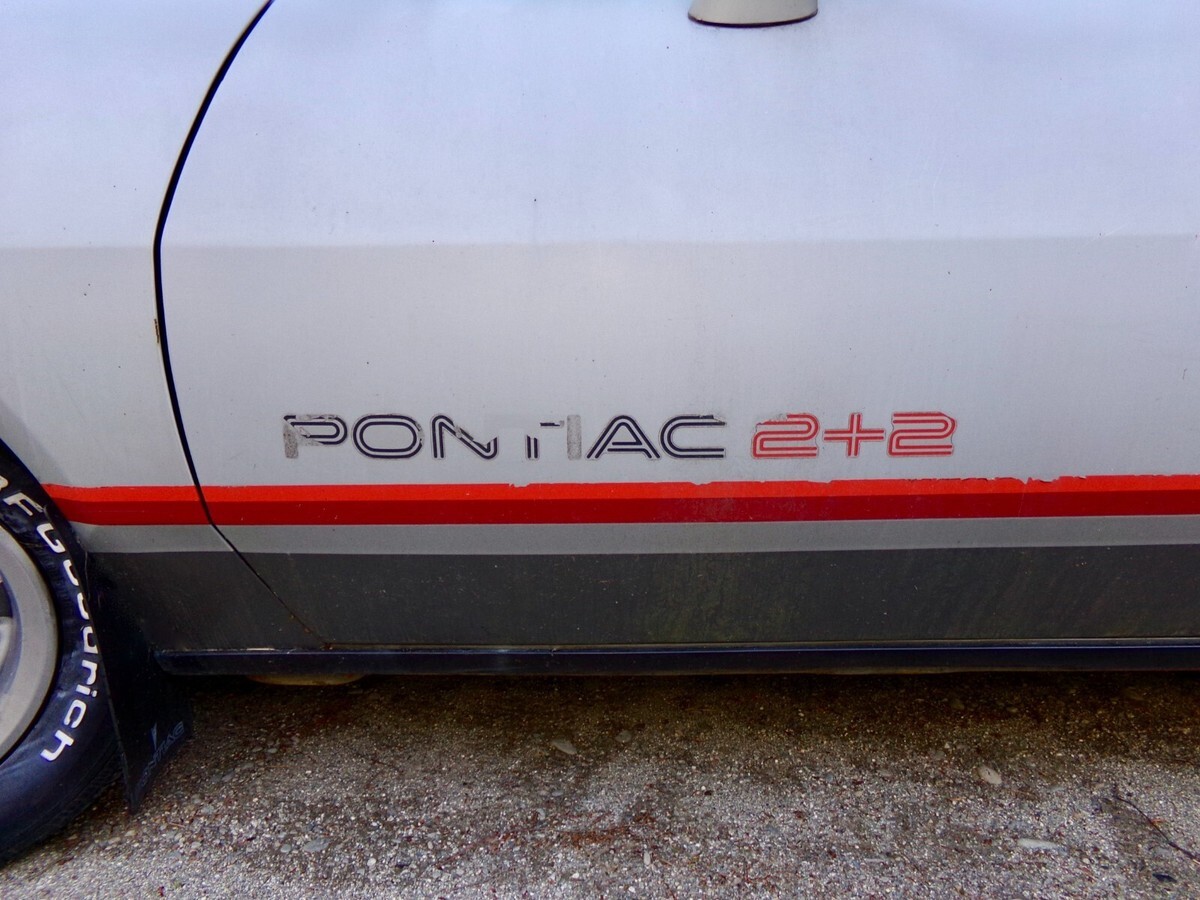 1986 Pontiac Grand Prix - photo 11