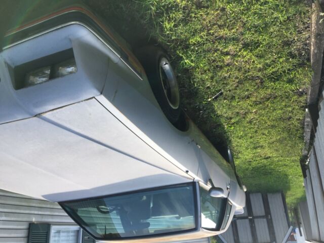 1986 Pontiac Grand Prix - photo 3