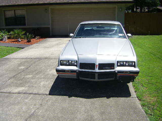 1986 Pontiac Grand Prix 2+2 - photo 2