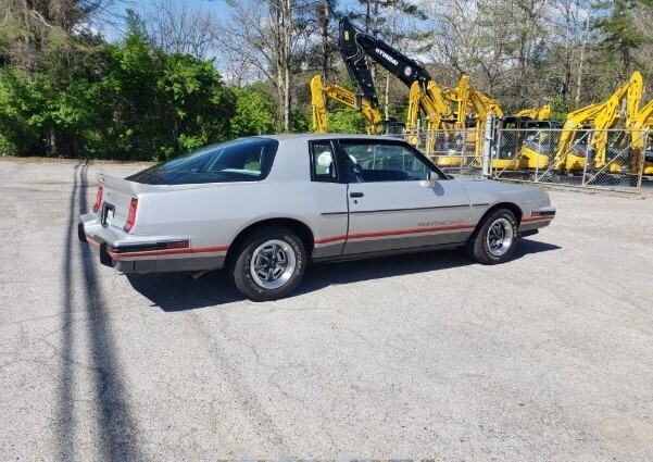 1986 Pontiac Grand Prix - photo 2