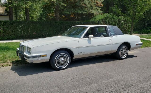 1986 Pontiac Grand Prix - 47,674 Miles - No Rust 1985 Pontiac Grand Prix LE