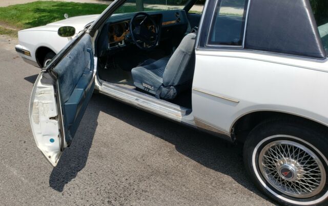 1985 Pontiac Grand Prix LE - photo 4