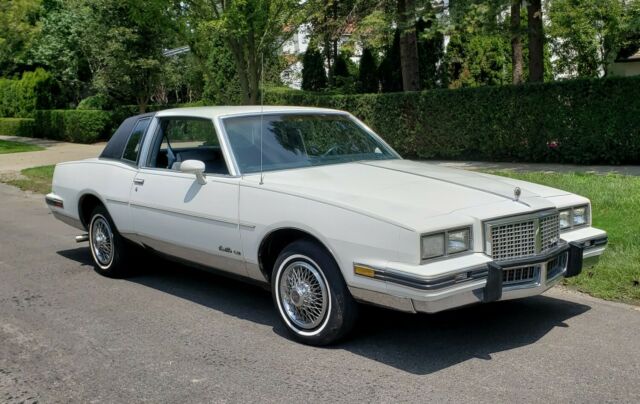 1985 Pontiac Grand Prix LE - photo 6