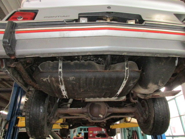 1986 Pontiac Grand Prix 2+2 - photo 9