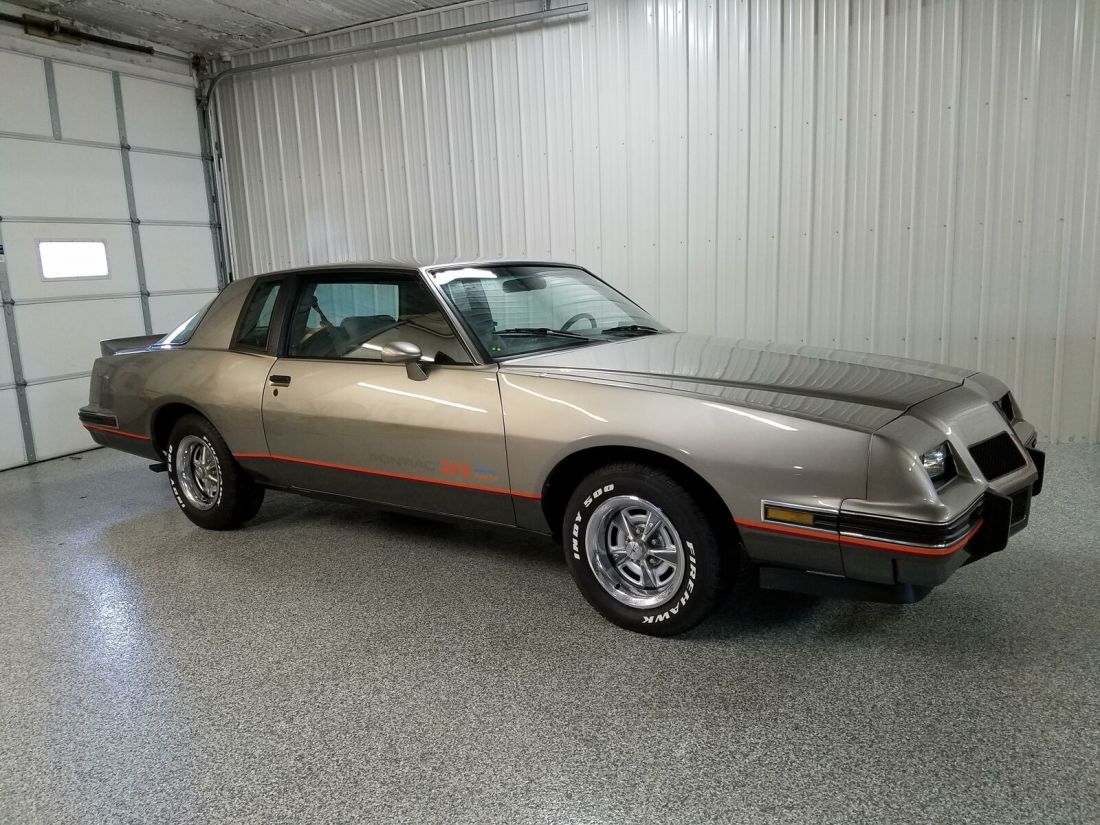 1986 Pontiac Grand Prix Y97 - photo 6