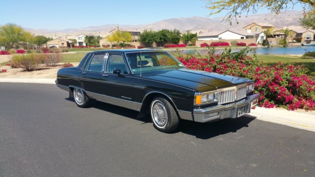 1986 Pontiac Catalina 4 door Parisienne - photo 2