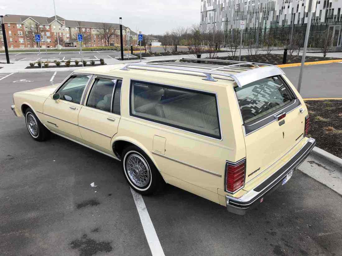 1986 Pontiac Parisienne - photo 2