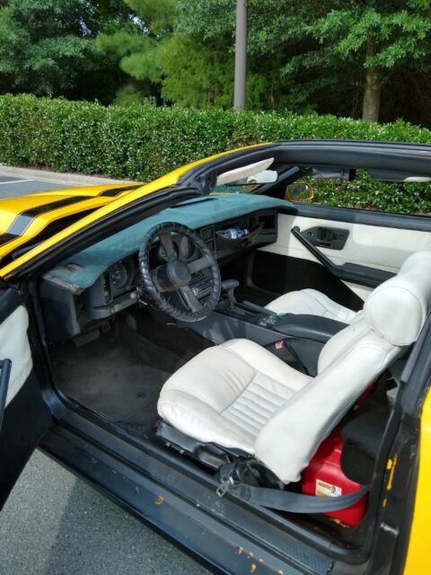 1986 Pontiac Trans Am 2 door - photo 6
