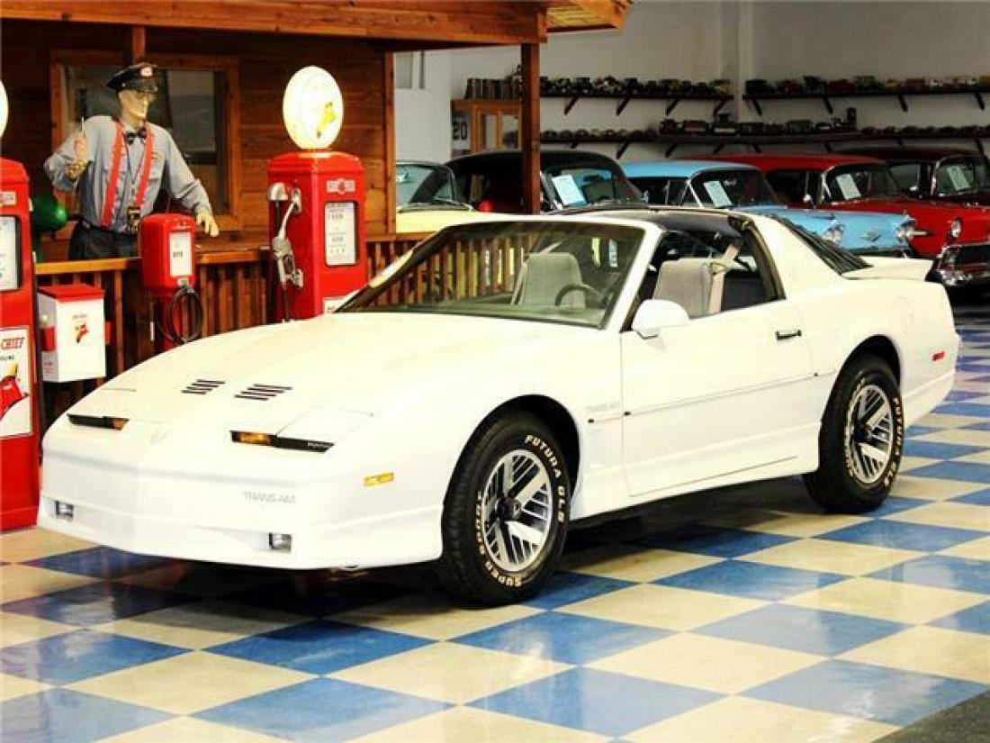 1986 Pontiac Firebird Trans Am - photo 3