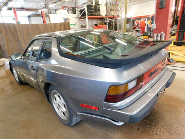 1986 Porsche 944 - photo 3