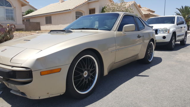1986 Porsche 944 - photo 2