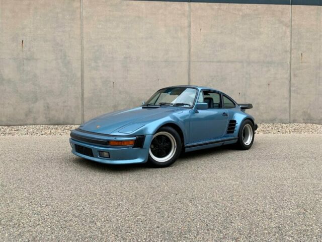 1986 Porsche 911 Carrera like turbo gt3 gt2 Widebody Slant nose ONLY 8k miles ! 1986 Porsche 911 Carrera