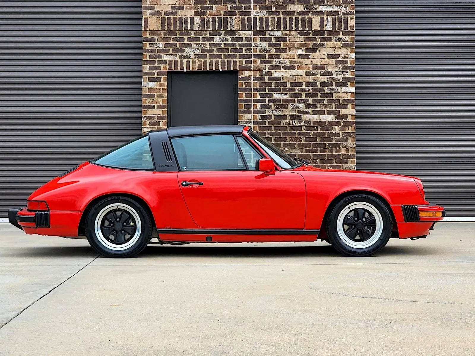 1986 Porsche 911 Carrera Targa, 75,871 Miles, Clean Carfax 1986 Porsche 911 Carrera Targa