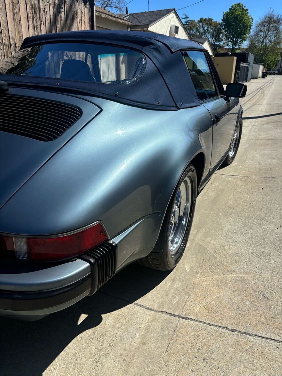 1986 Porsche 911 Carrera Cabriolet - photo 2