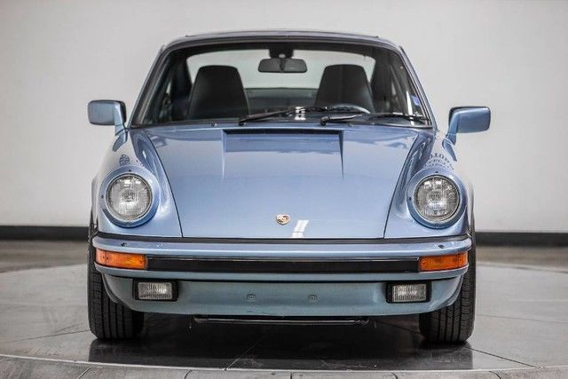 1986 Porsche 911 Carrera Coupe 2-Door - photo 4