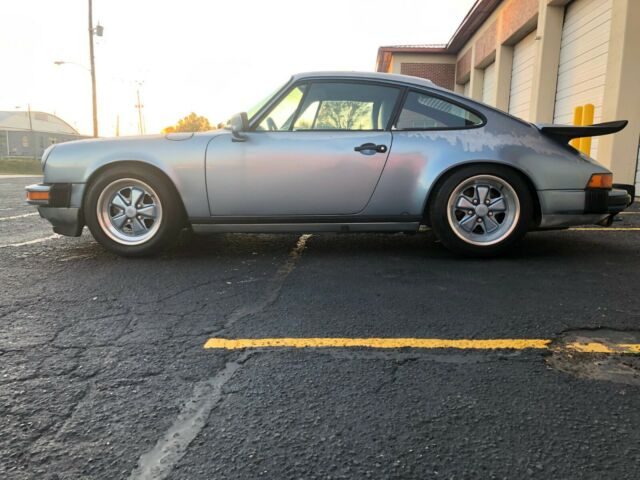 1986 Porsche 911 2 door - photo 2