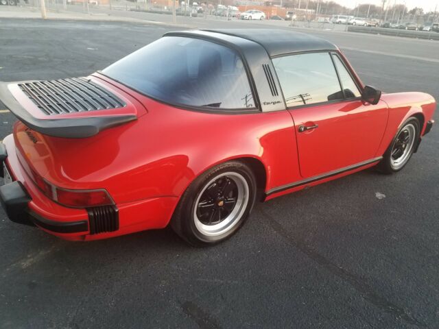 1986 Porsche 911 2 door - photo 10