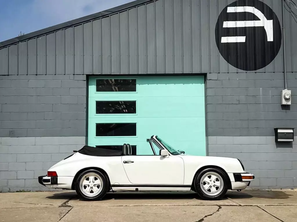 1986 Porsche 911 Carrera 2dr Convertible - photo 12