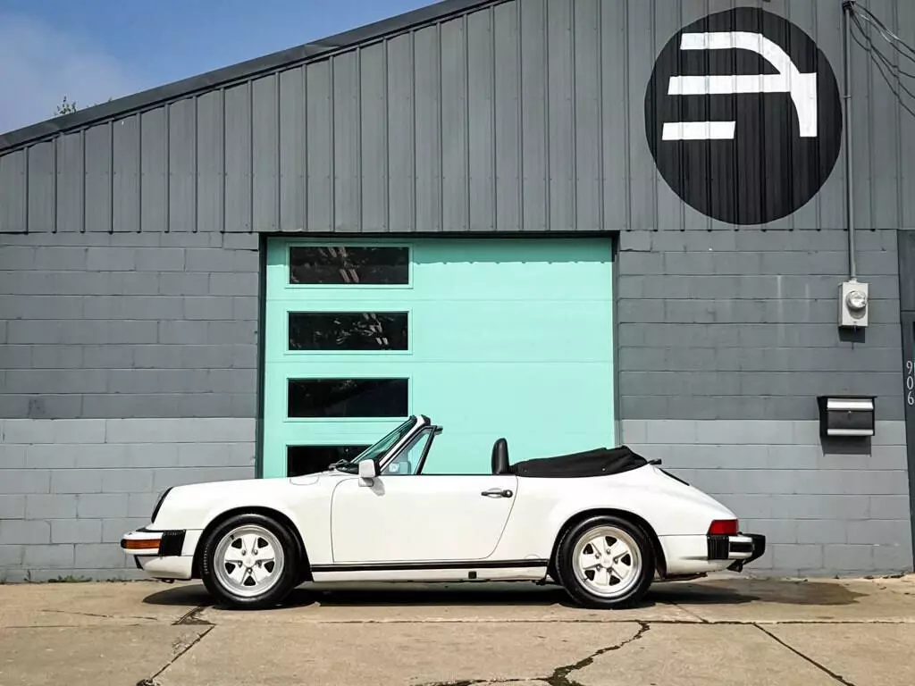 1986 Porsche 911 Carrera 2dr Convertible - photo 3
