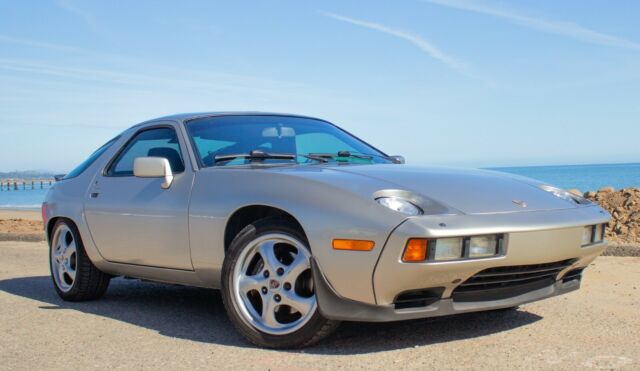 1986 Porsche 928 - photo 3