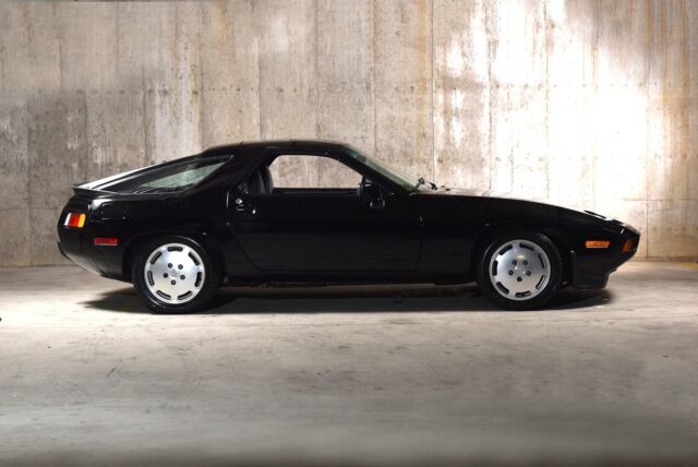 1986 Porsche 928 S - photo 6