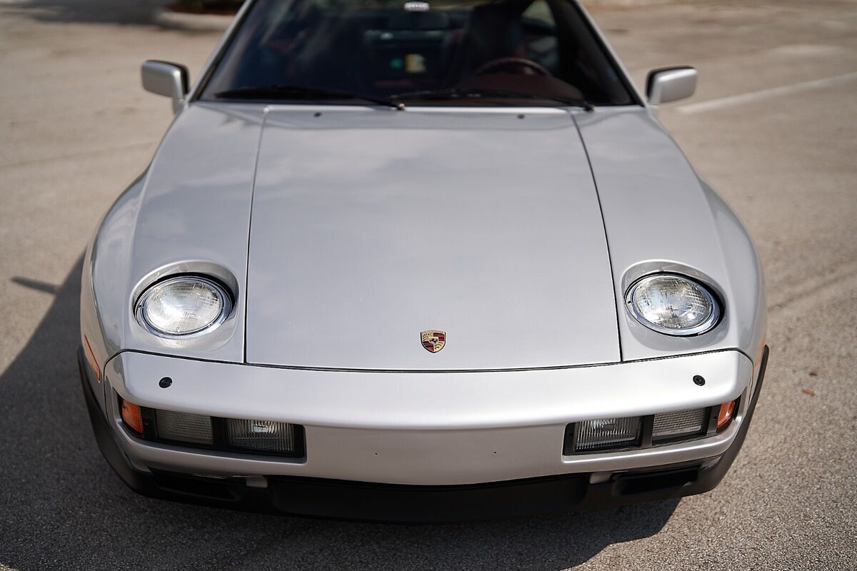 1986 Porsche 928 S - photo 9