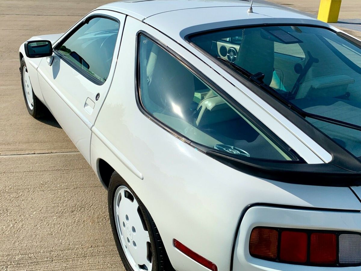 1986 Porsche 928 - photo 11